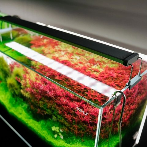 Chihiros B-Series B120 LED Light with Commander - lampa led sterowana aplikacją 120-140cm